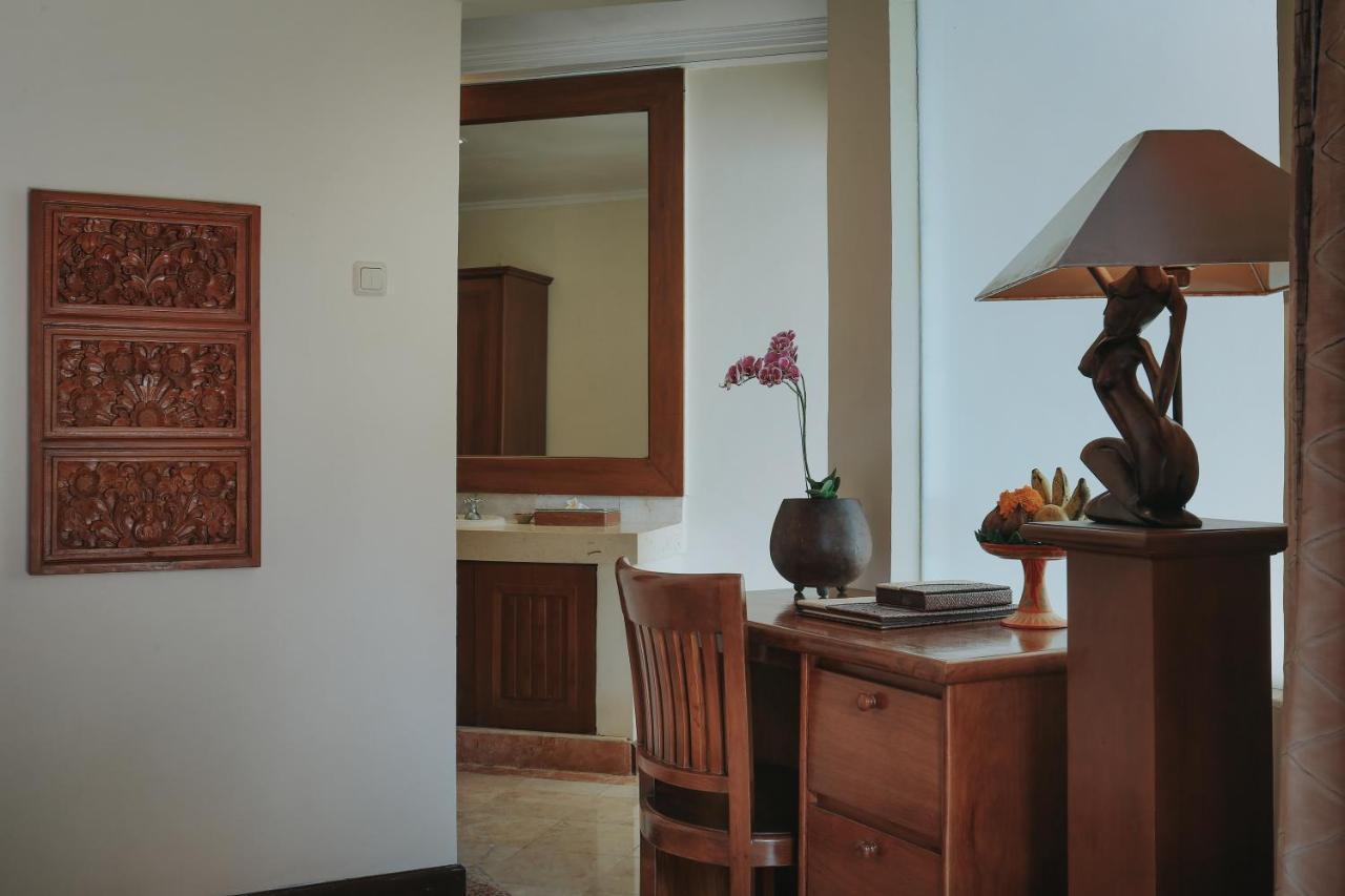 One-Bedroom Villa Plunge Pool